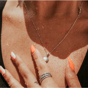 AMERICAN DIAMOND PENDANT CHAIN