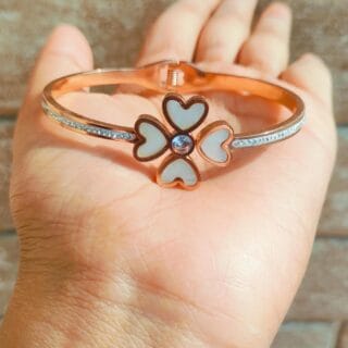 Flower Anti Tarnished Bracelet