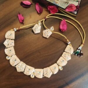 Kundan-Minakari necklace set with Pair Earring