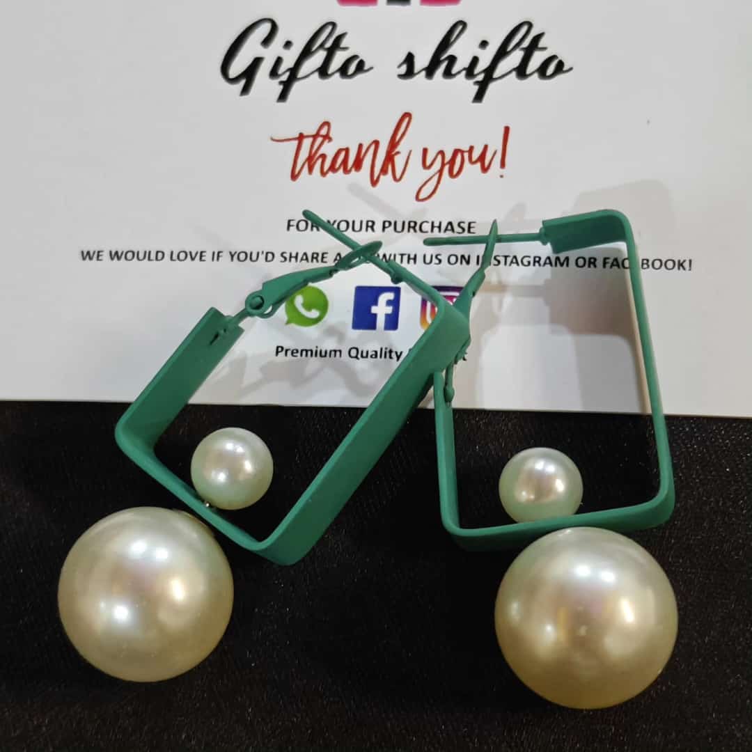 Rectangle Pearl Earrings - Image 3