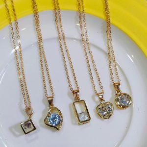 CHAIN PENDANT
