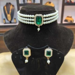 White-Green Choker Set With Pair Of Earrings