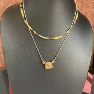 Dual tone gold & silver pendent chain