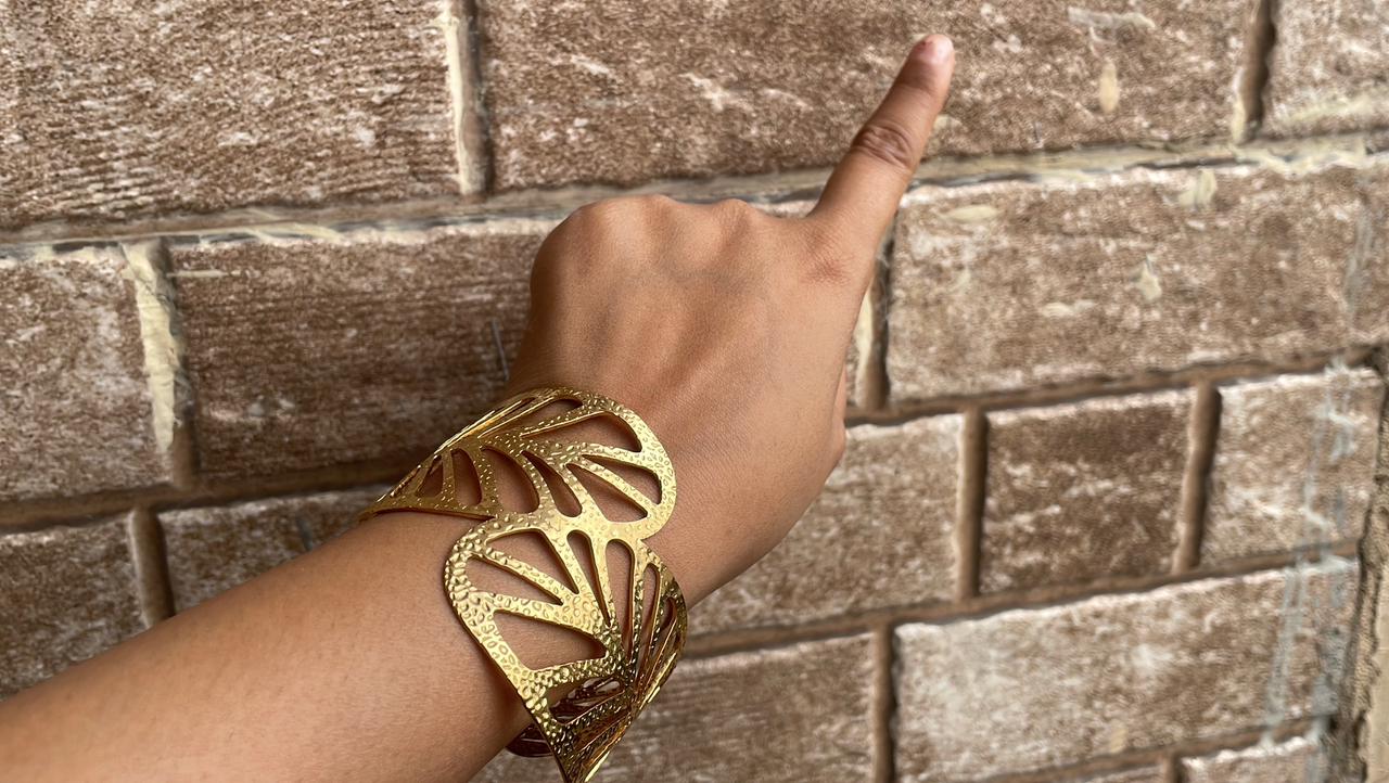 Leaf textured Cuff 18-k carat Anti Tarnished broad Bracelet