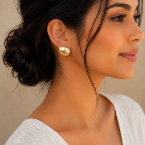 Anti Tarnished Curved earrings 18k gold plated