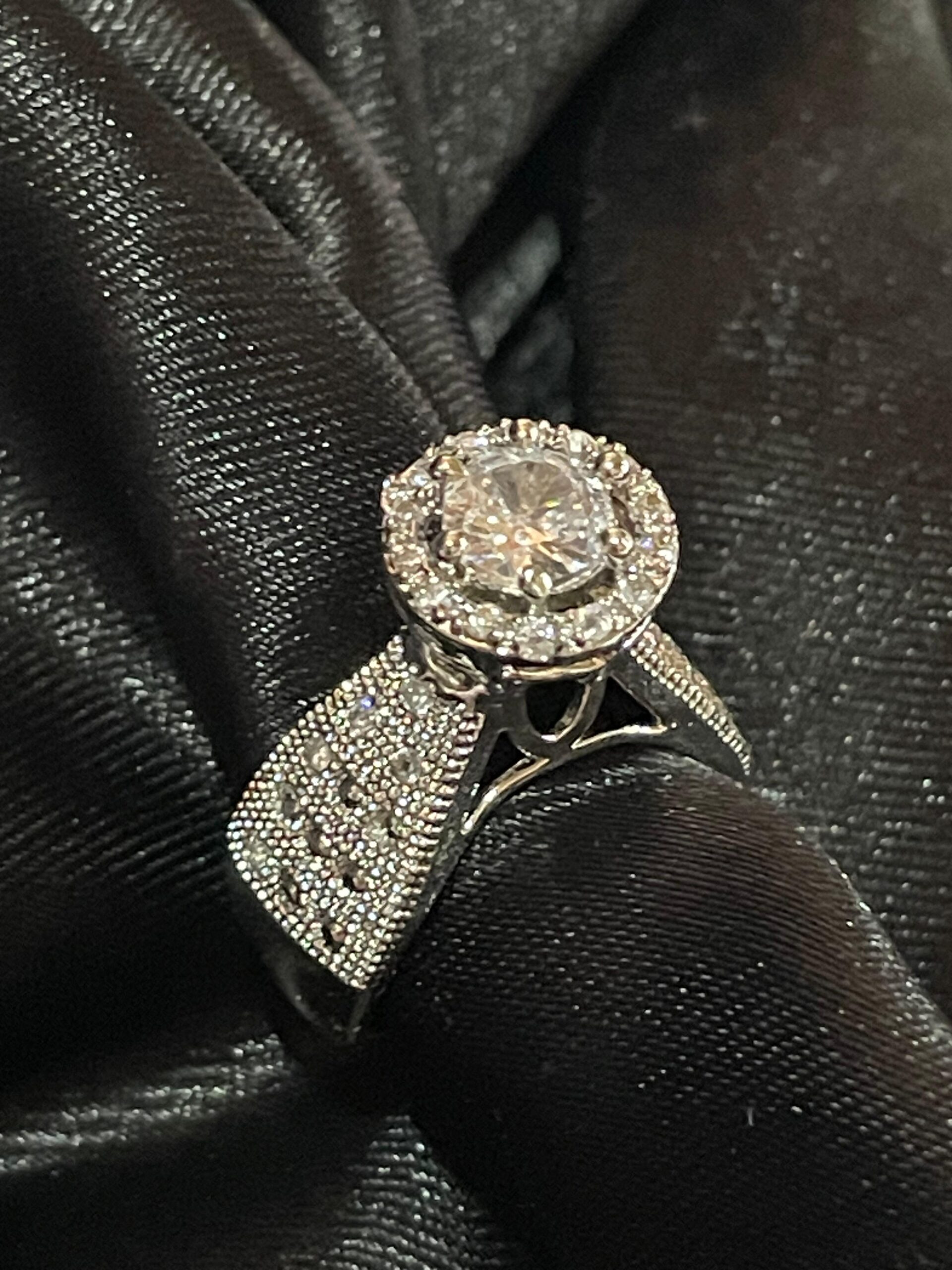 Silver Crown AD adjustable Ring
