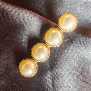 Pearl Korean Clip