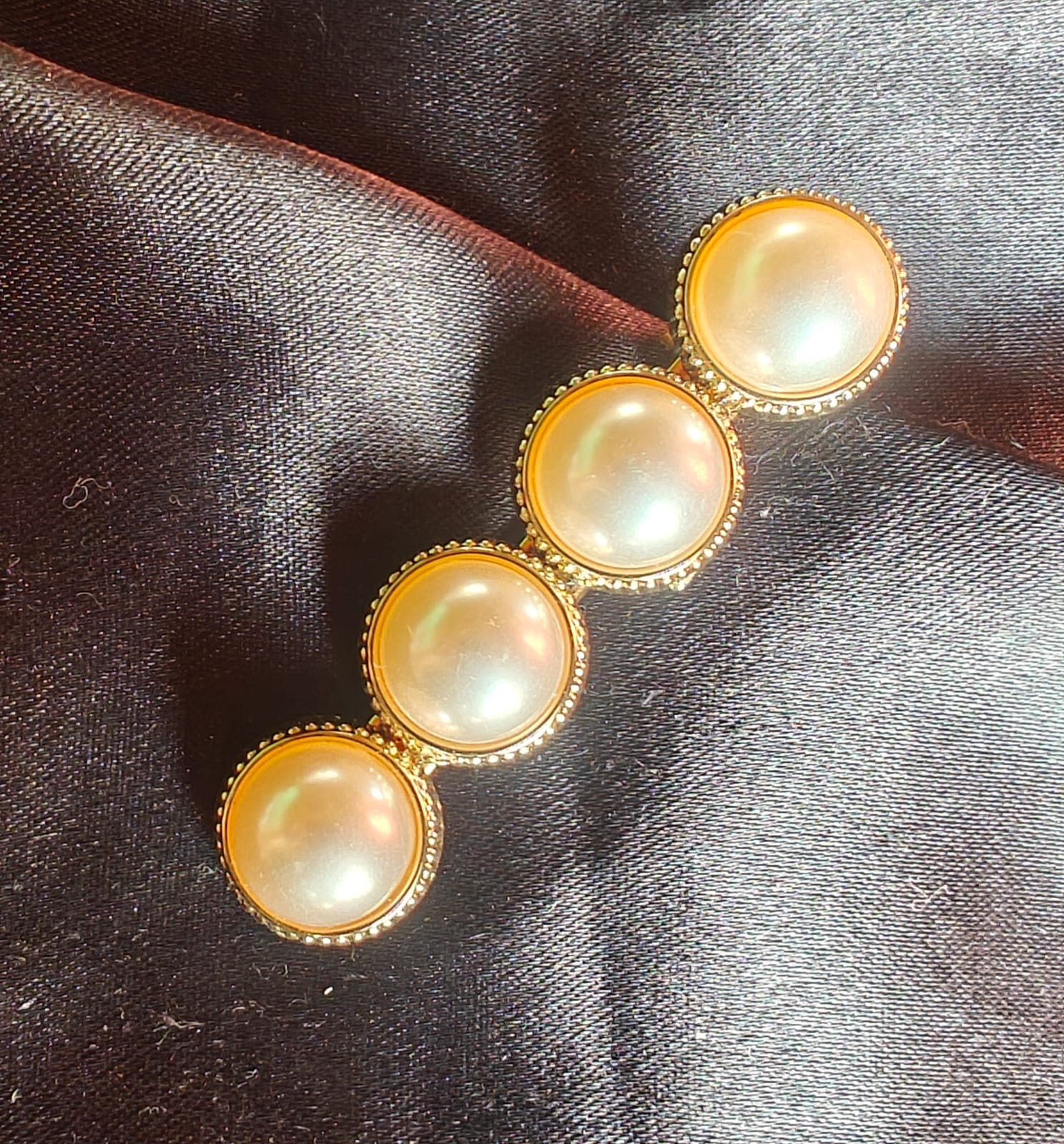 Pearl Korean Clip