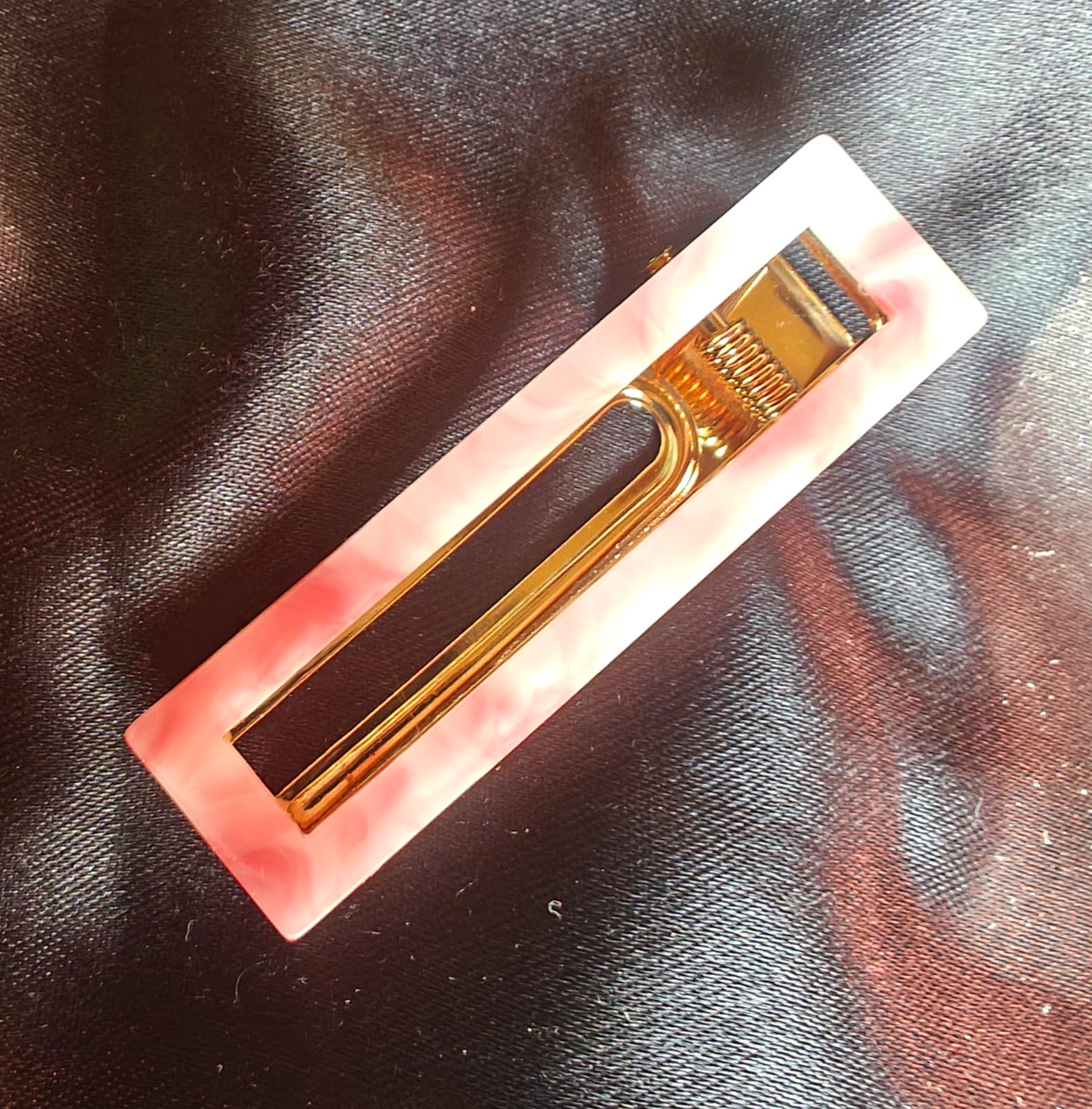 Pink Korean Clip