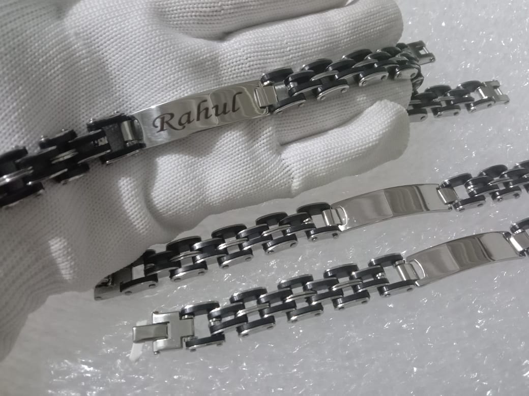 Silver Name Bracelet: Personalized Elegance