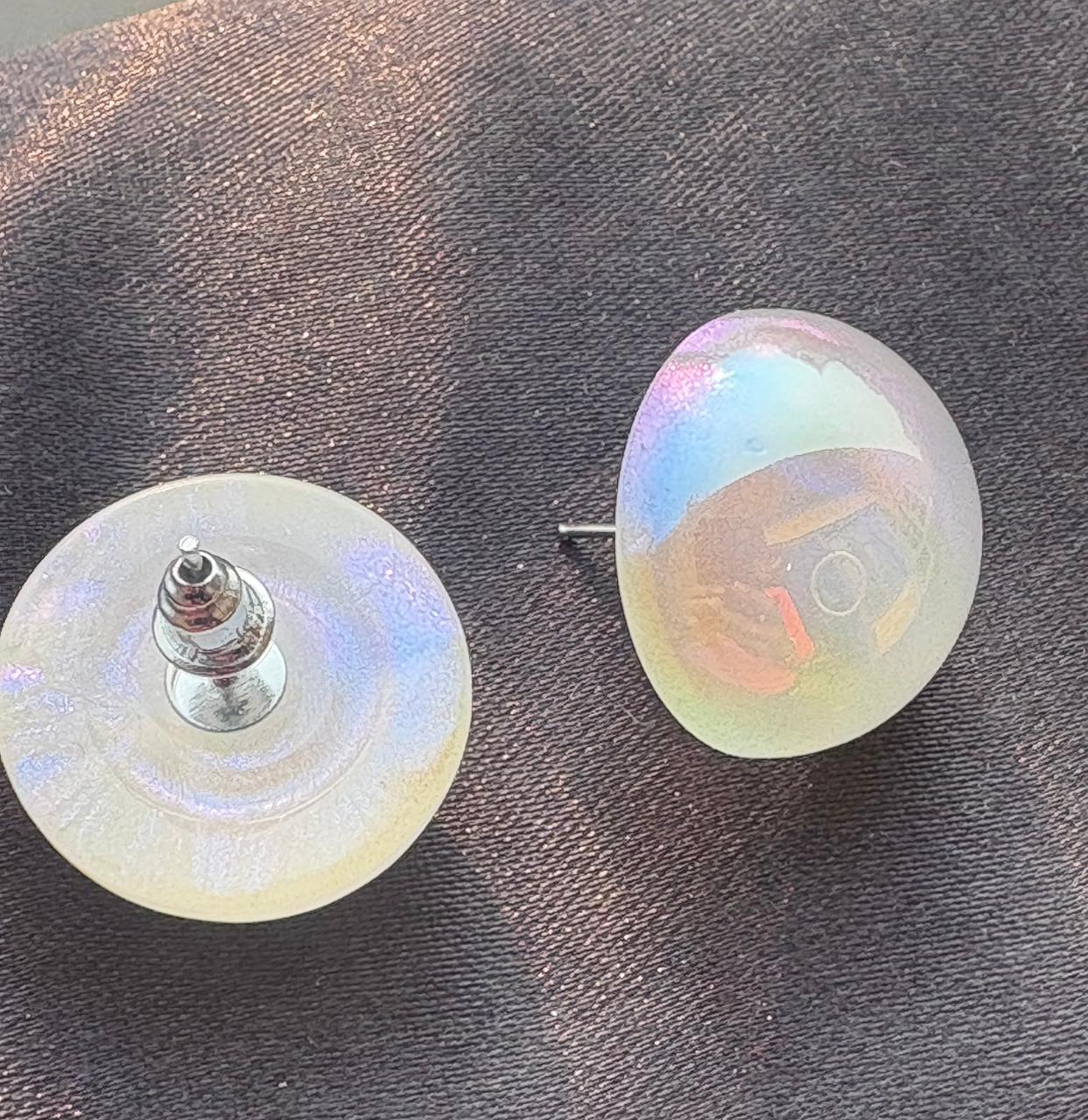 White Big Half Cut Side Earrings - Image 2