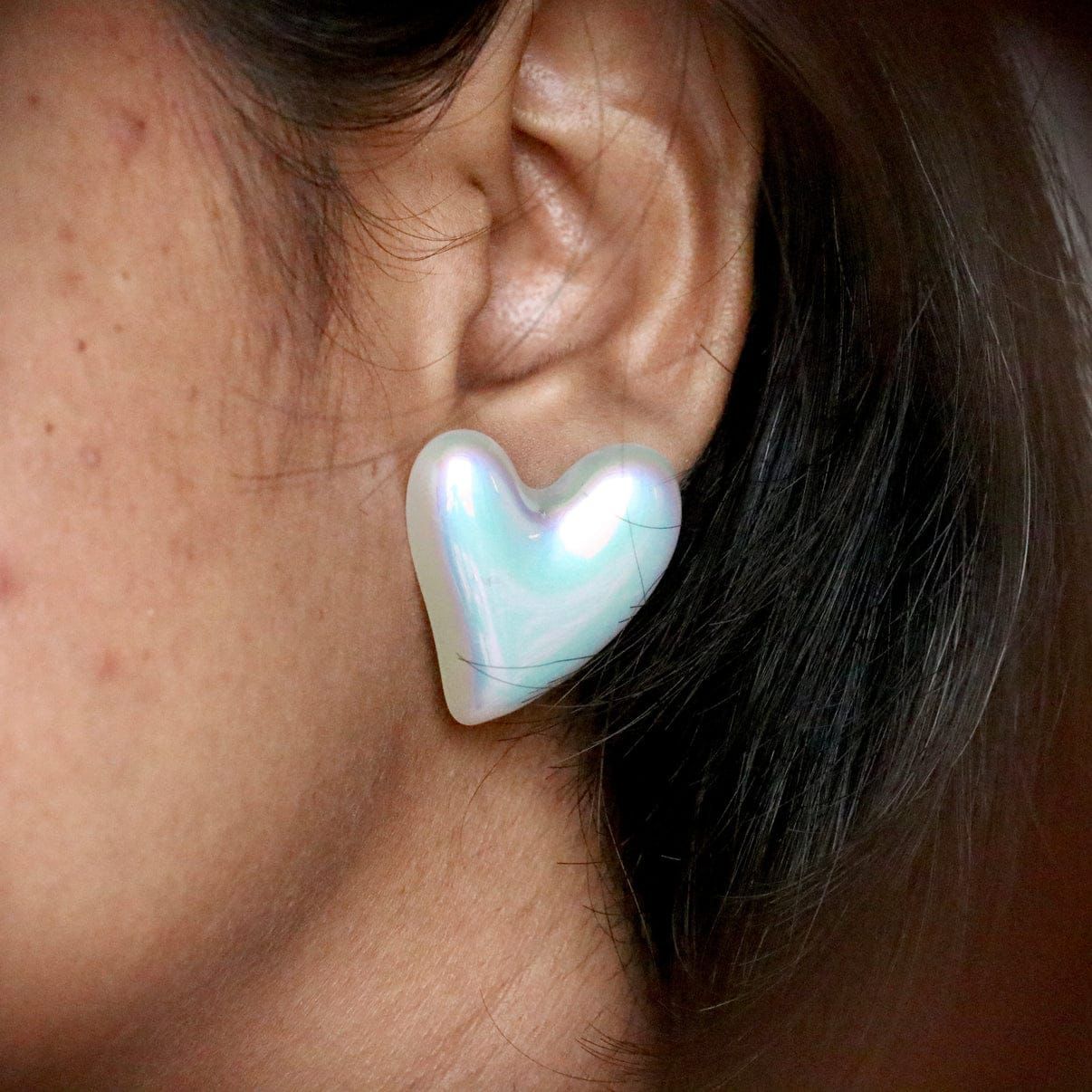 White Big Heart Shape Earrings - Image 3