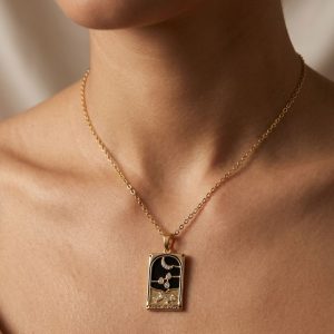 THE KNIGHT OF CUPS GOLD PLATED PENDANT CHAIN